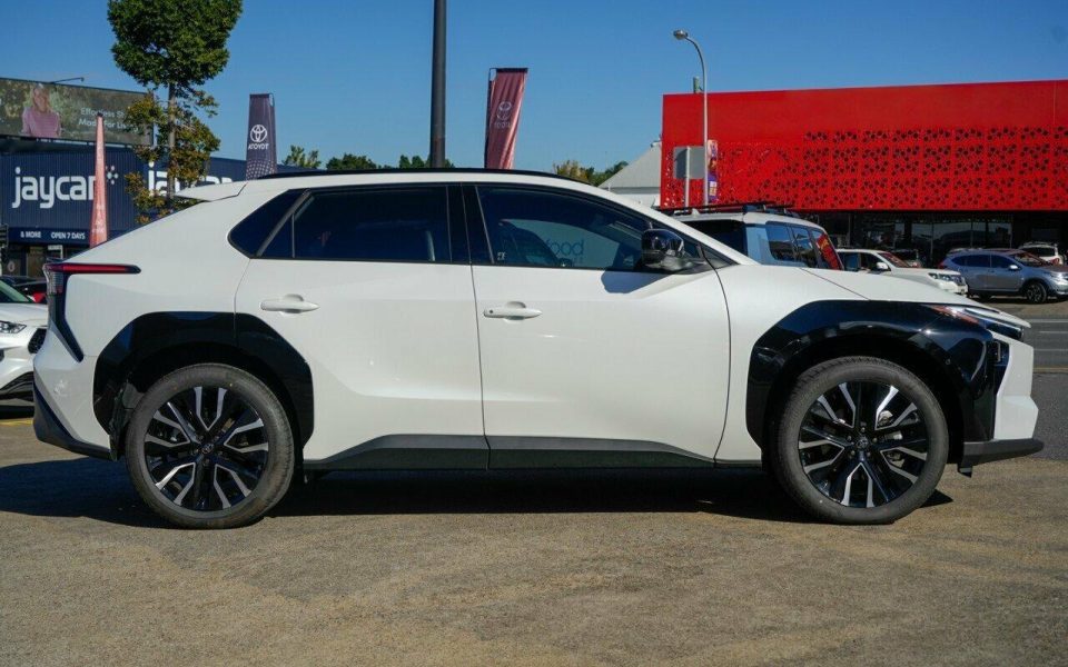 2025 Toyota bZ4X Standard AWD