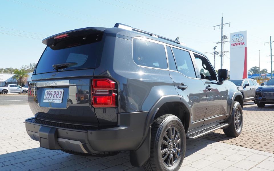 2024 Toyota Landcruiser Prado GXL