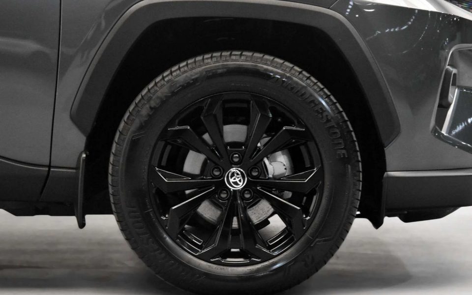 2025 Toyota RAV4 Hybrid Cruiser 2WD