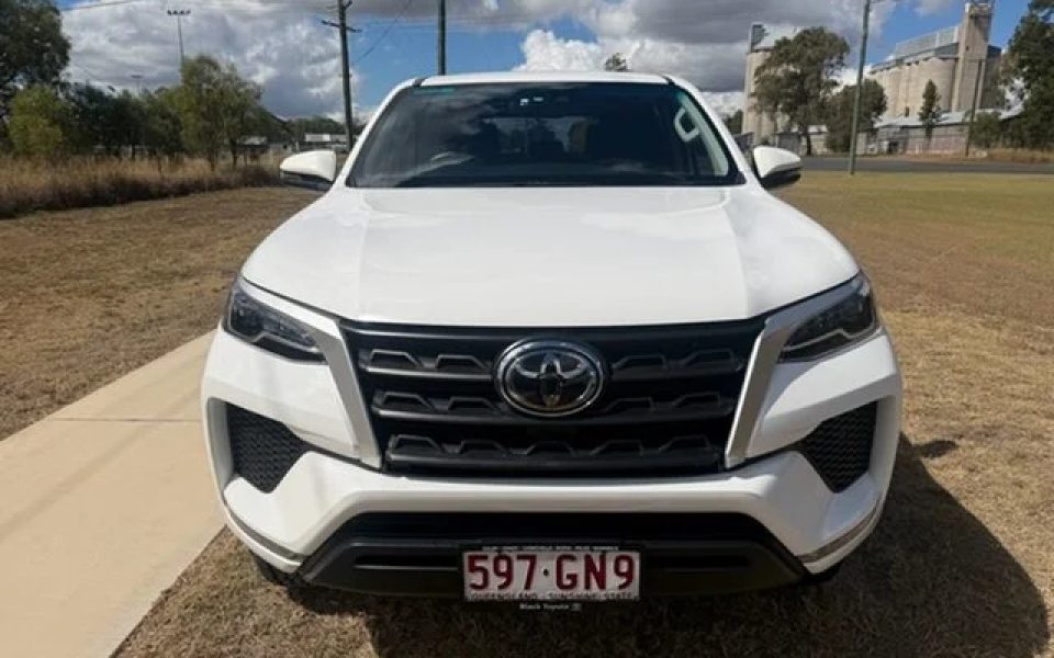 2023 Toyota Fortuner GX