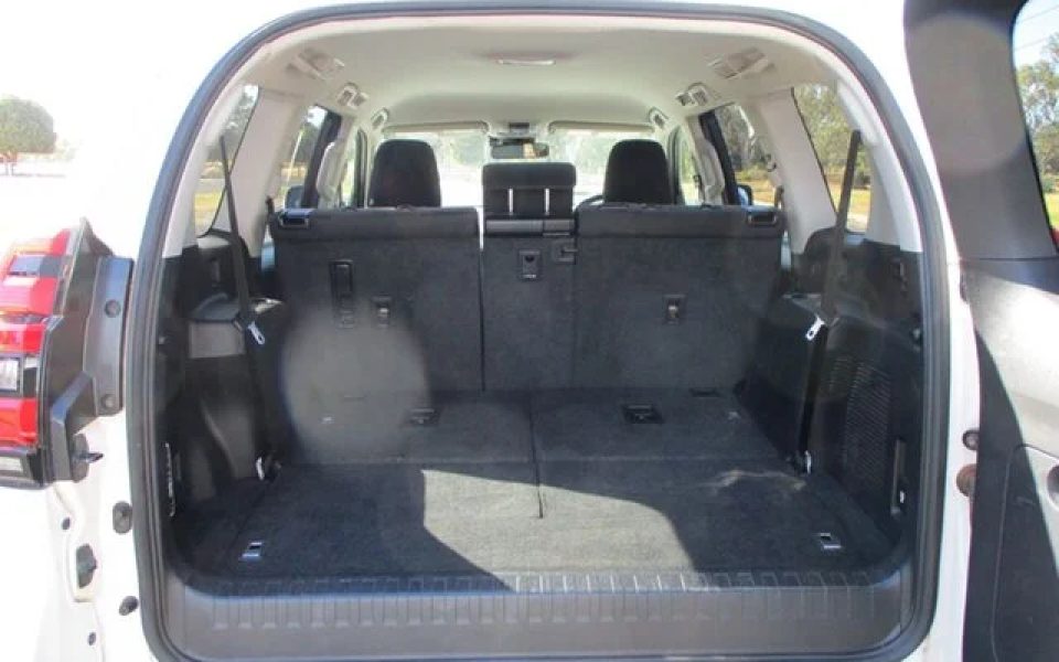 2023 Toyota Landcruiser Prado GXL