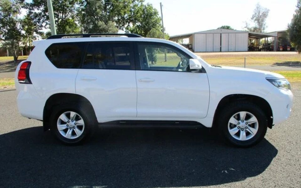 2023 Toyota Landcruiser Prado GXL