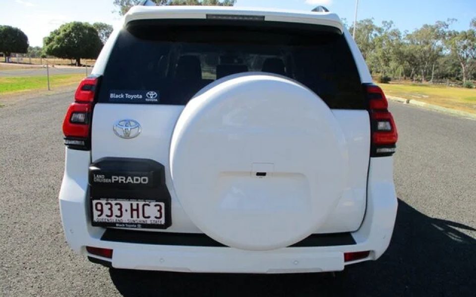 2023 Toyota Landcruiser Prado GXL