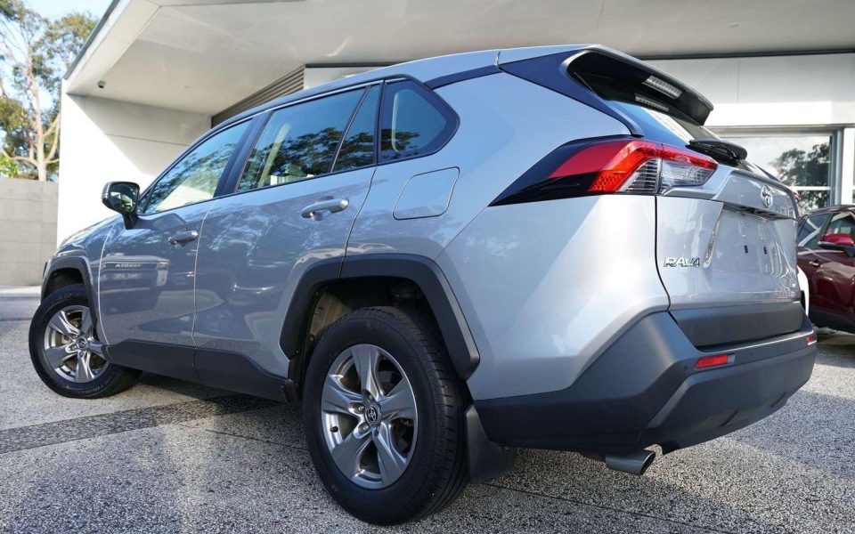 2023 Toyota RAV4 GX-2WD