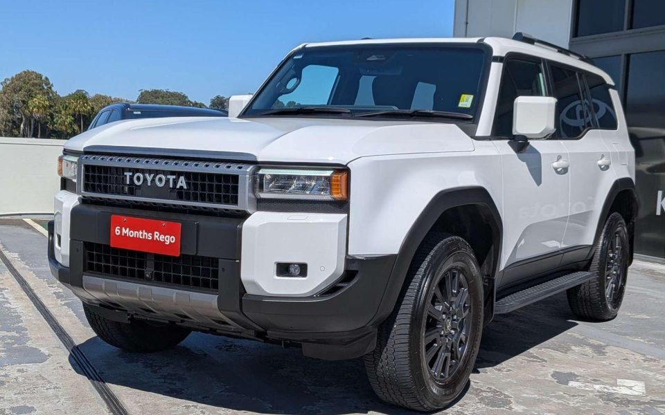 2024 Toyota Prado GXL