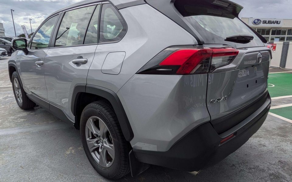 2025 Toyota RAV4 GX AWD
