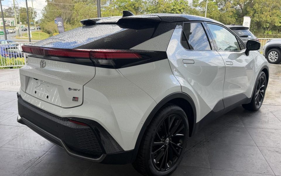 2023 Toyota CH-R Hybrid GR-S