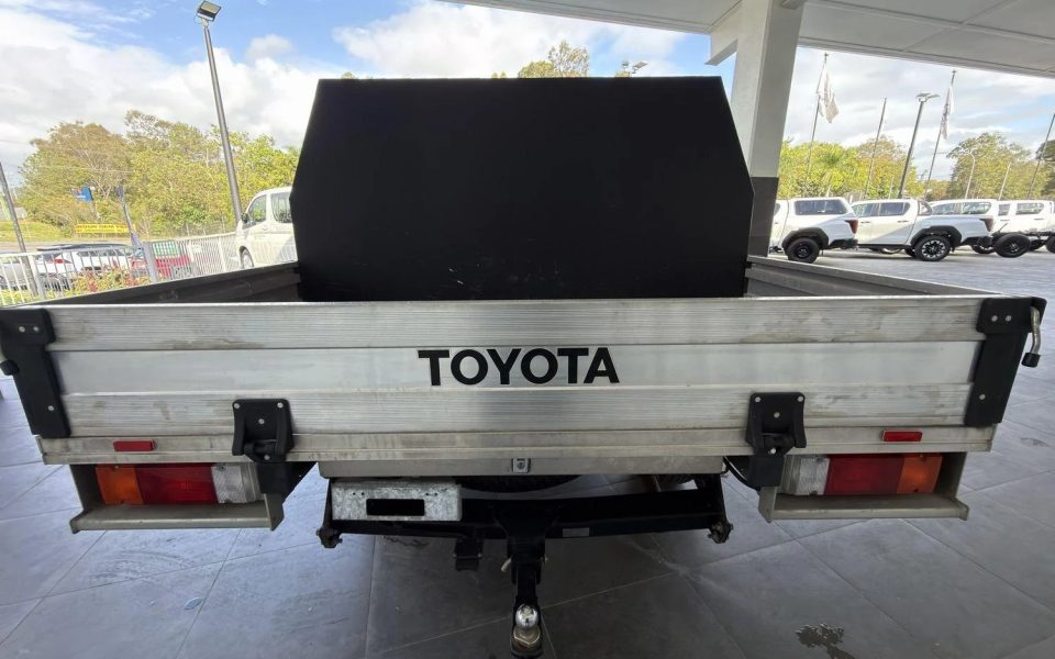 2023 Toyota Hilux Workmate