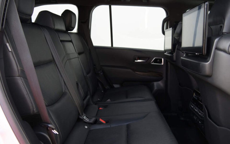2024 Toyota Landcruiser Sahara