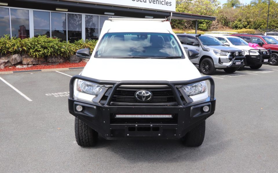 2022 Toyota Hilux 4x4 SR