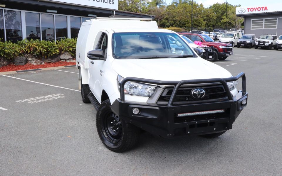 2022 Toyota Hilux 4x4 SR