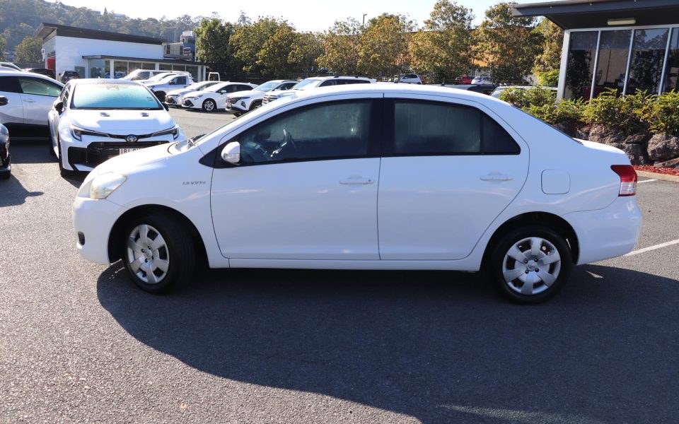 2009 Toyota Yaris YRS