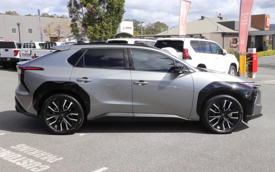 2025 Toyota bZ4X Standard AWD