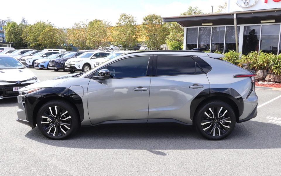 2025 Toyota bZ4X Standard AWD
