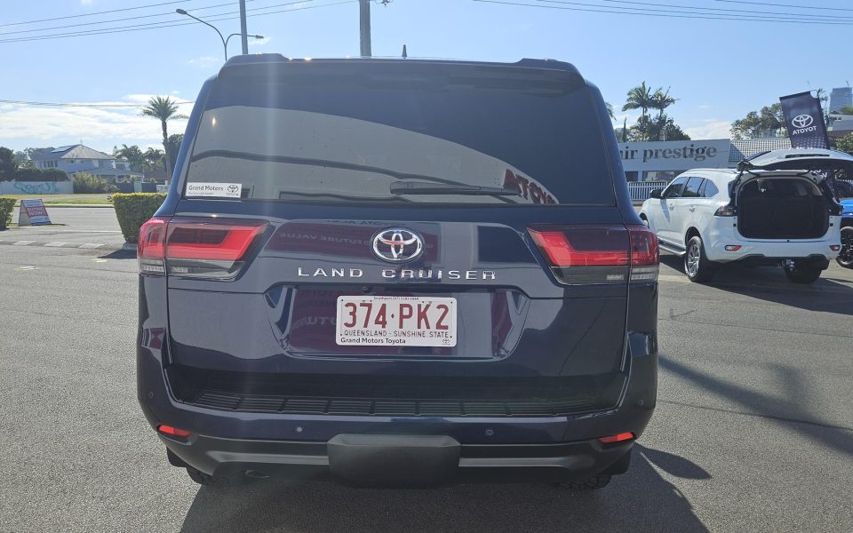 2022 Toyota Landcruiser VX