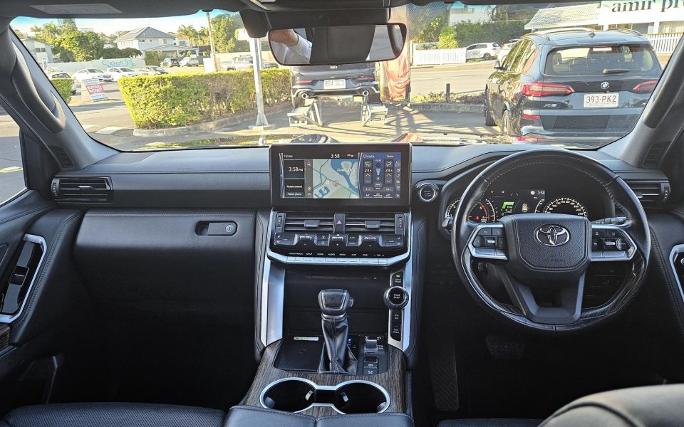 2022 Toyota Landcruiser VX