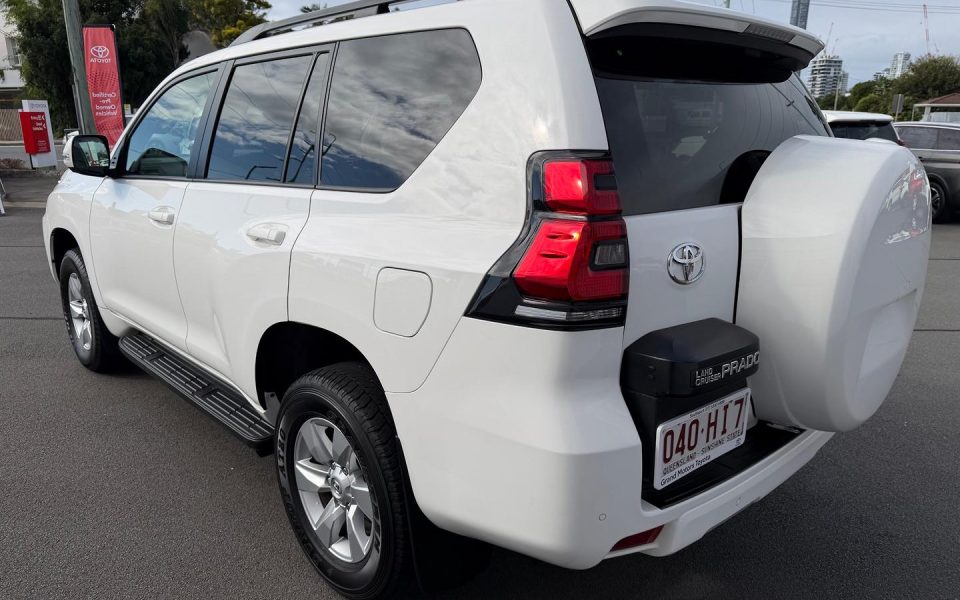 2023 Toyota Landcruiser Prado GXL