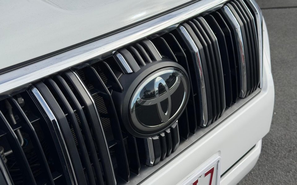 2023 Toyota Landcruiser Prado GXL