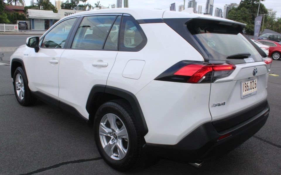 2021 Toyota RAV4 GX-2WD