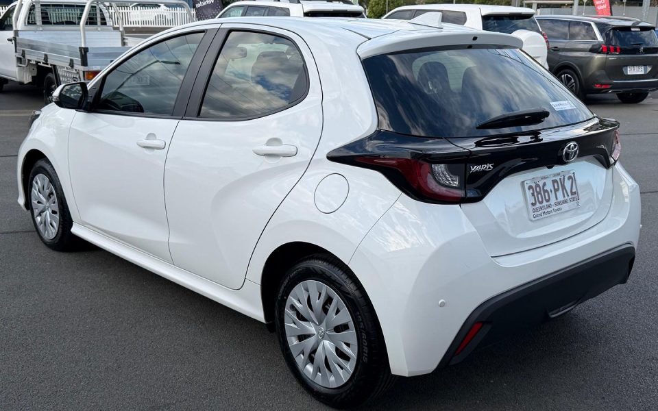 2023 Toyota Yaris Ascent Sport