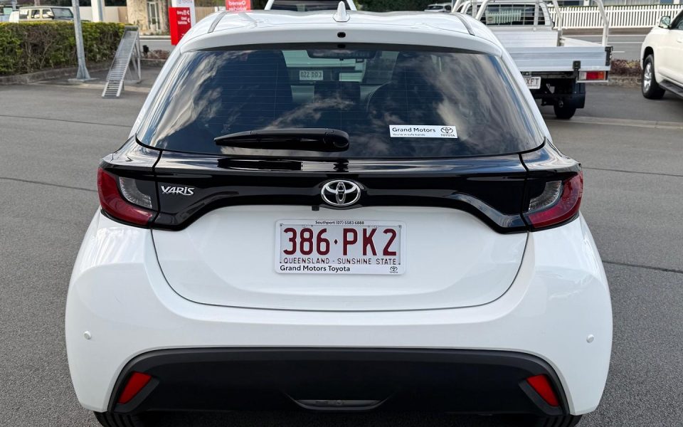 2023 Toyota Yaris Ascent Sport