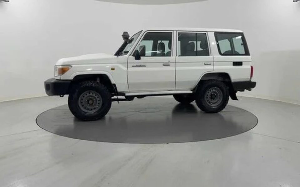 2018 Toyota LC Military Workmate