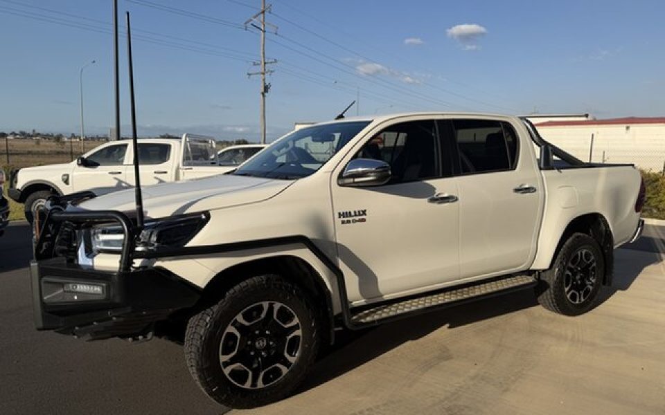 2021 Toyota Hilux SR5