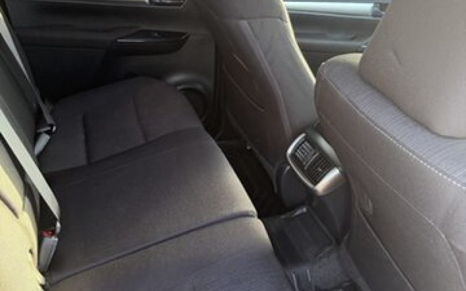 2021 Toyota Hilux SR5