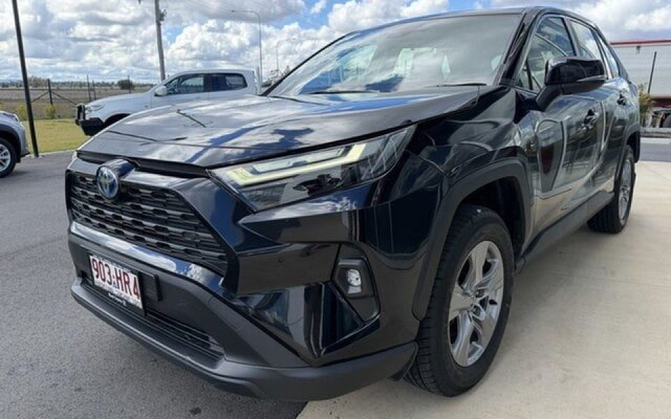 2023 Toyota RAV4 GX-2WD