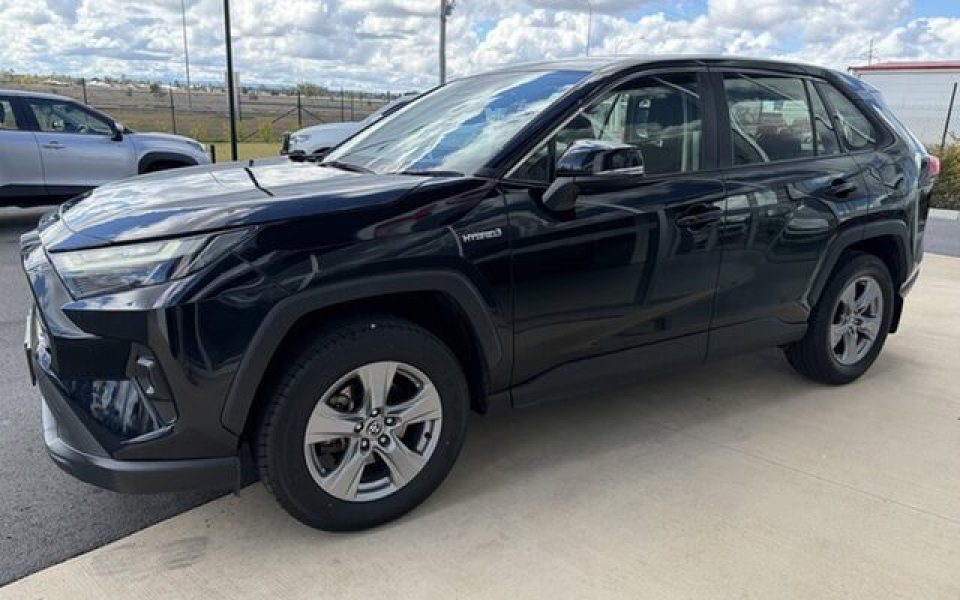 2023 Toyota RAV4 GX-2WD