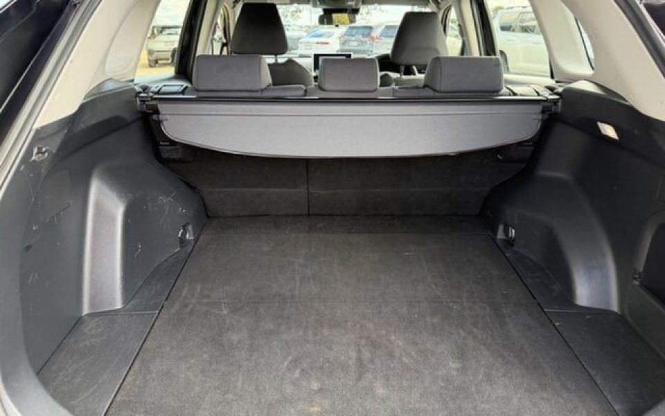 2023 Toyota RAV4 GX-2WD