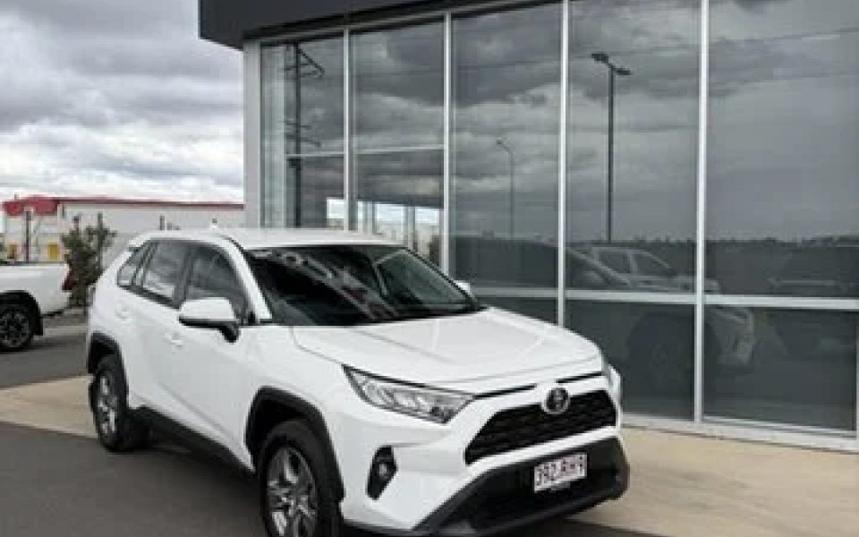 2023 Toyota RAV4 GX-2WD