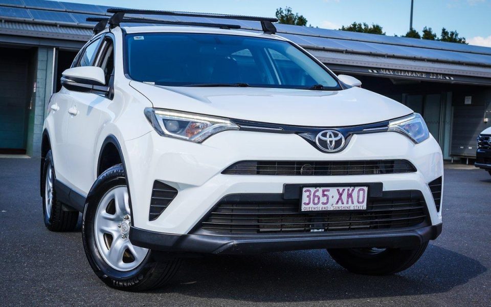 2017 Toyota RAV4 GX-2WD