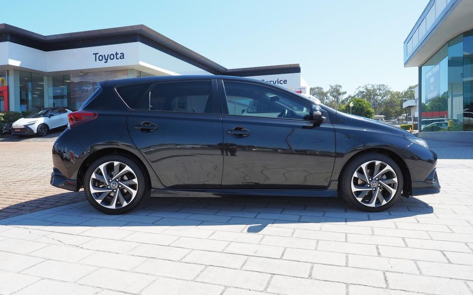 2016 Toyota Corolla SX