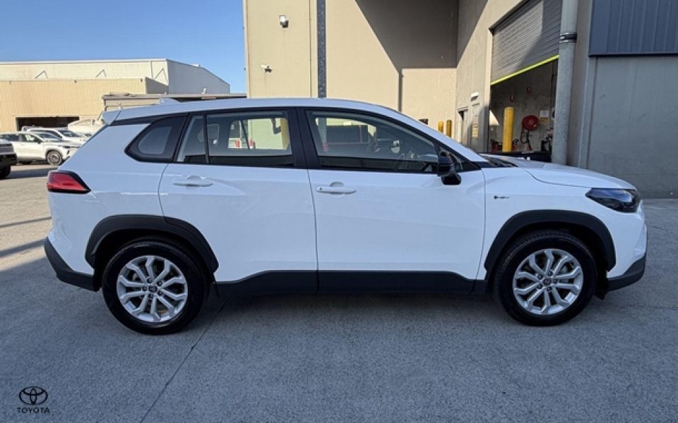 2025 Toyota Corolla Cross GX