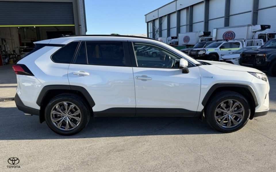 2024 Toyota RAV4 GXL