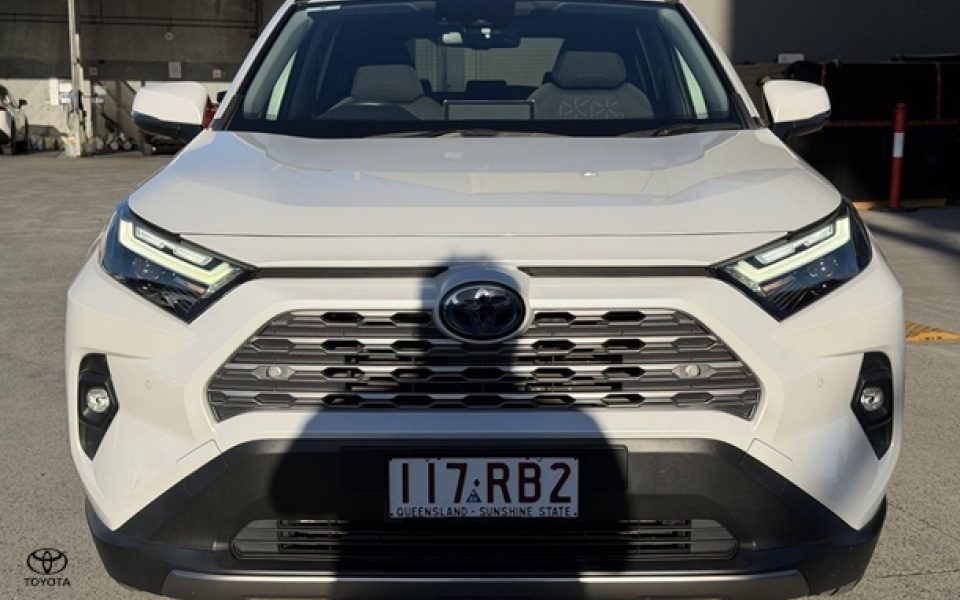 2024 Toyota RAV4 GXL