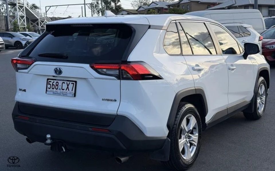2021 Toyota RAV4 GX