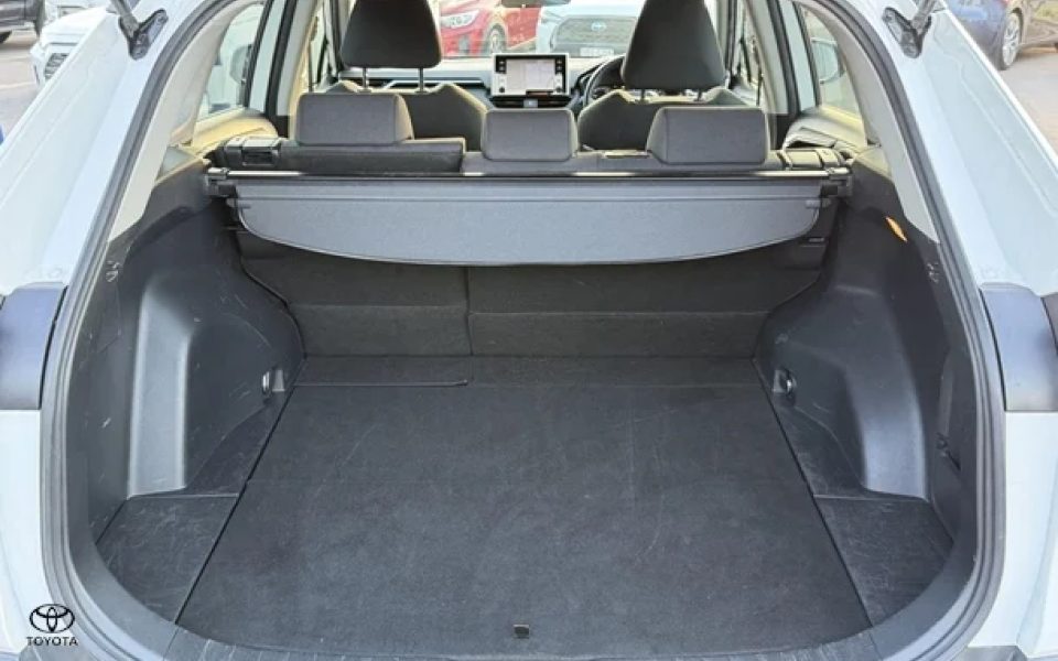 2021 Toyota RAV4 GX