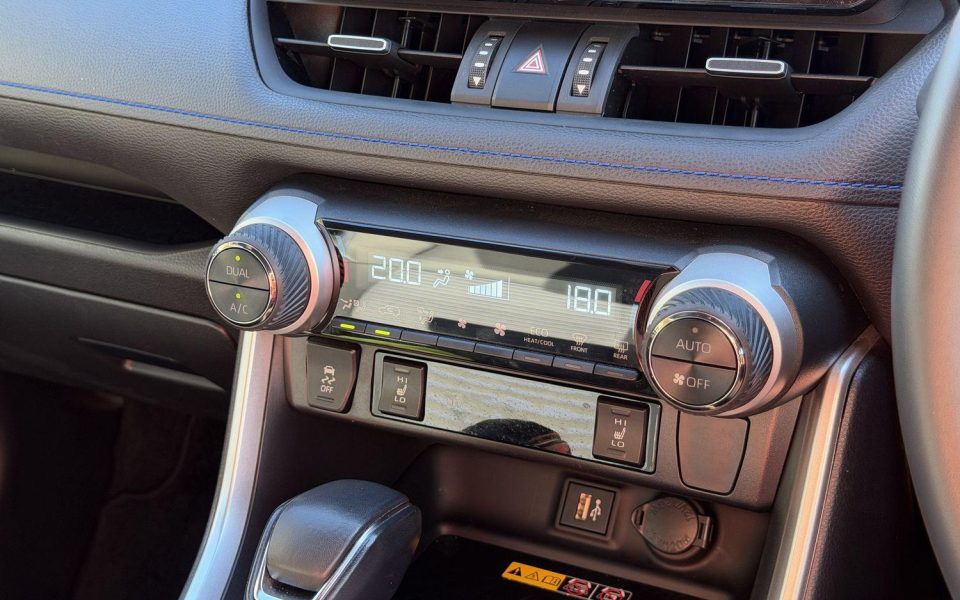 2022 Toyota Rav4 Hybrid XSE (2WD)