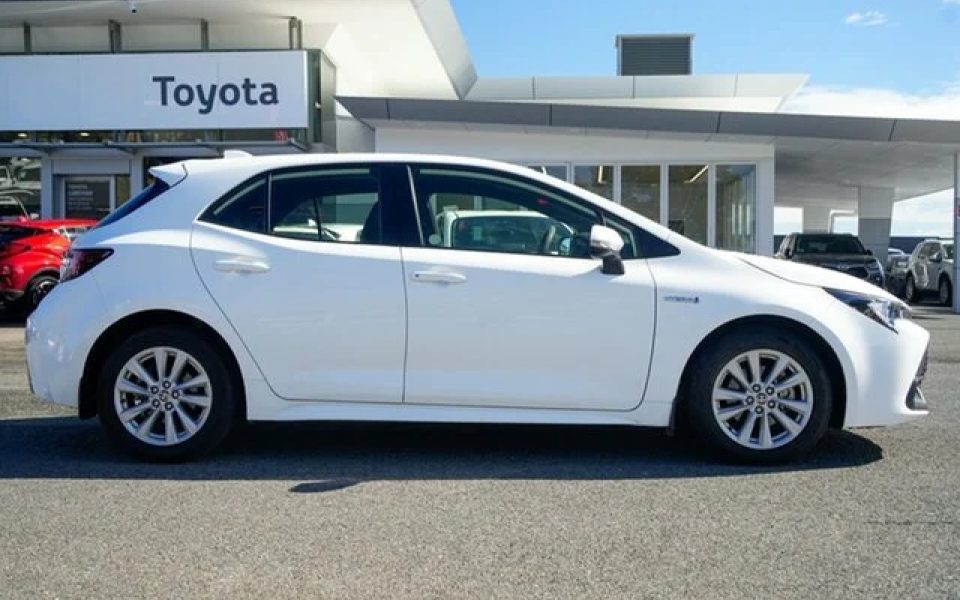 2023 Toyota Corolla Hatch Hybrid Ascent Sport