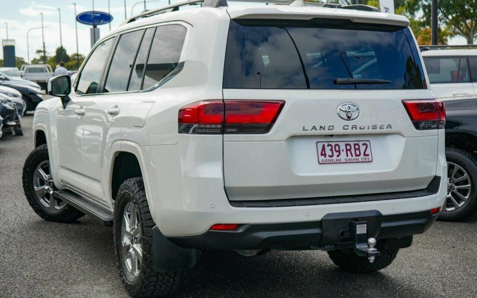 2022 Toyota Landcruiser VX