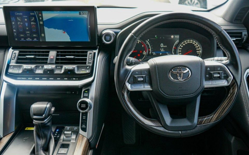 2022 Toyota Landcruiser VX