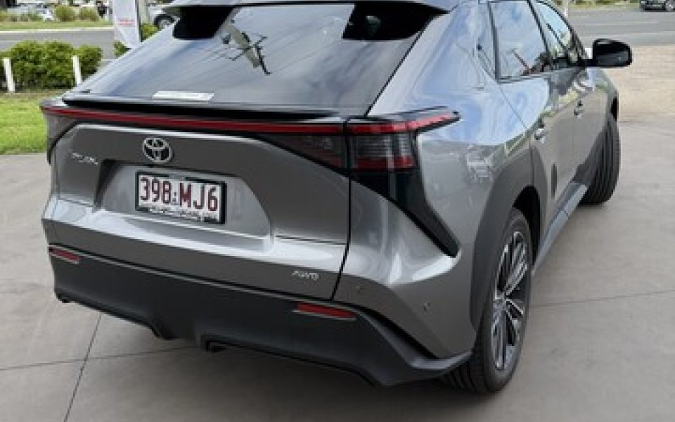 2024 Toyota BZ4X Standard AWD