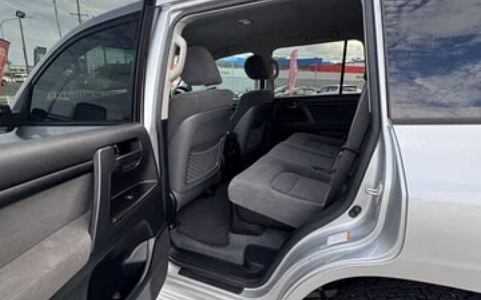 2015 Toyota Landcruiser GXL