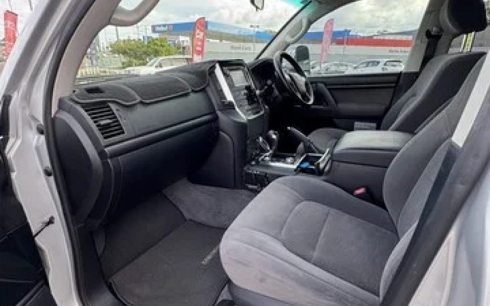 2015 Toyota Landcruiser GXL