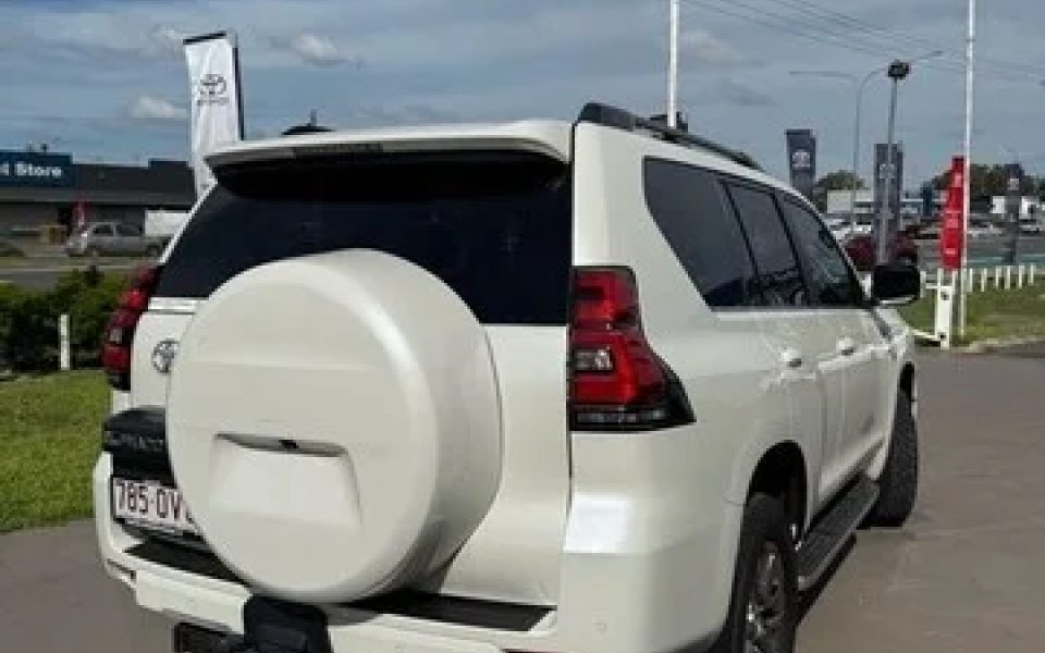 2017 Toyota Landcruiser Prado VX