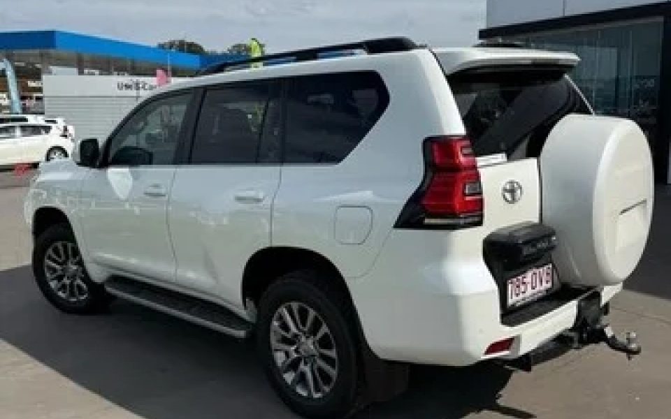 2017 Toyota Landcruiser Prado VX