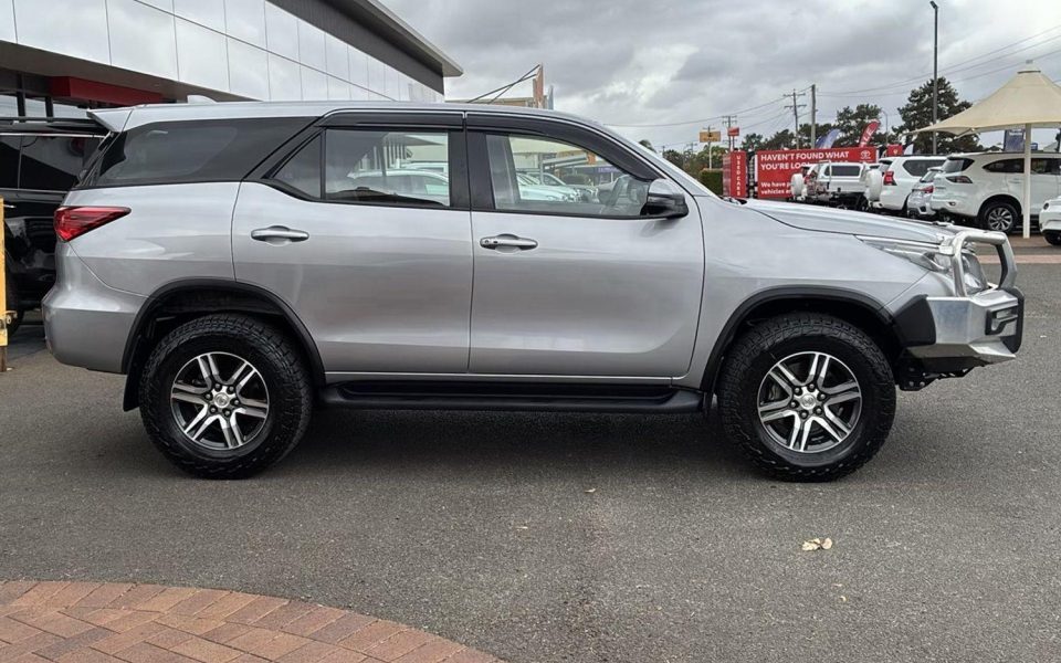 2024 Toyota Fortuner GX
