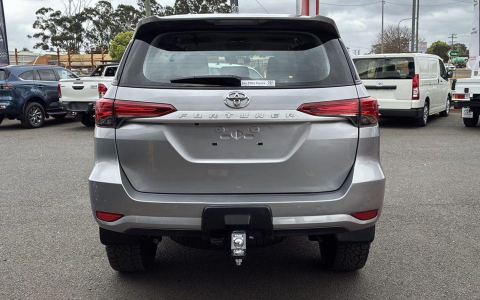 2024 Toyota Fortuner GX